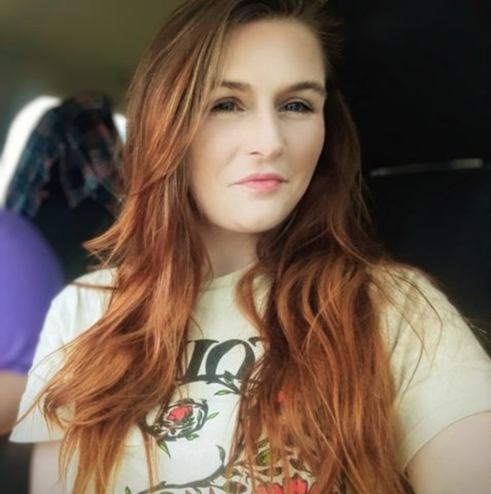 Meet your Posher, Alexandra